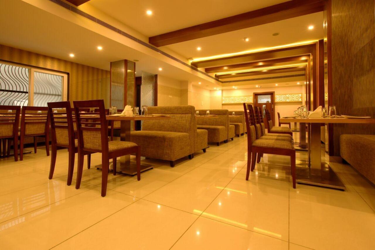 Hotel West Fort Hotel 4*